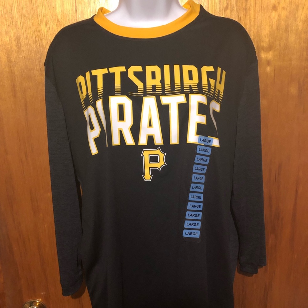 Pittsburgh Pirates 3/4 Sleeve Top NWT Size L